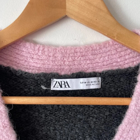 Zara Cropped Knit Contrast Hem Cardigan Grey Pink Size Medium - Picture 7 of 8